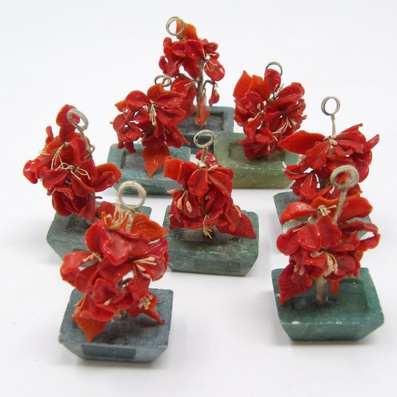 Vintage Place Card Holders Poinsettia Flowers with Red Glass Petals in Green Sto - Picture 4 of 10